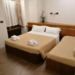 - Centre 4*