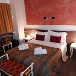 - Centre 4* Verona