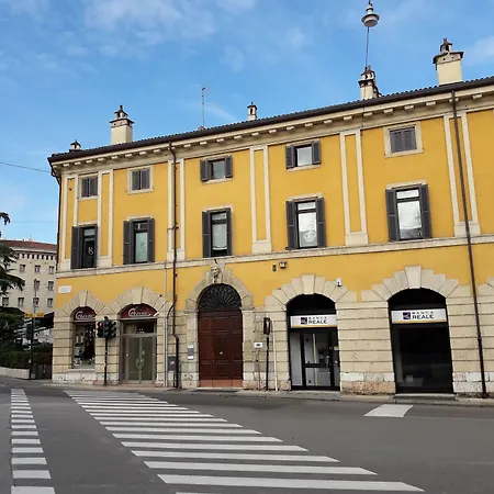 Pensión - Centre Verona