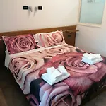 - Centre ゲストハウス