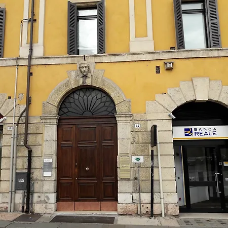 Accomodation Verona - City Centre 2* Verona