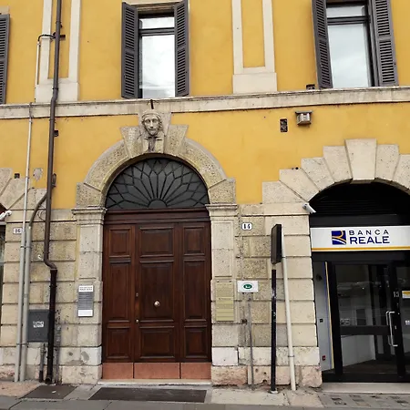 Guest house Accomodation Verona - City Centre 4*