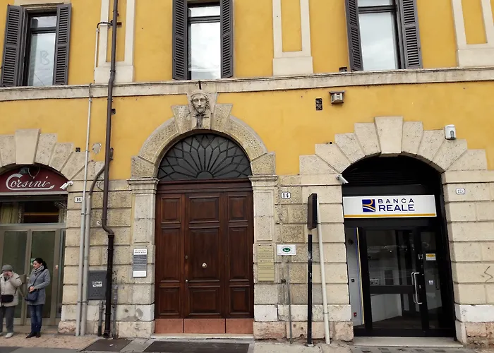 Guest house Accomodation Verona - City Centre 4*